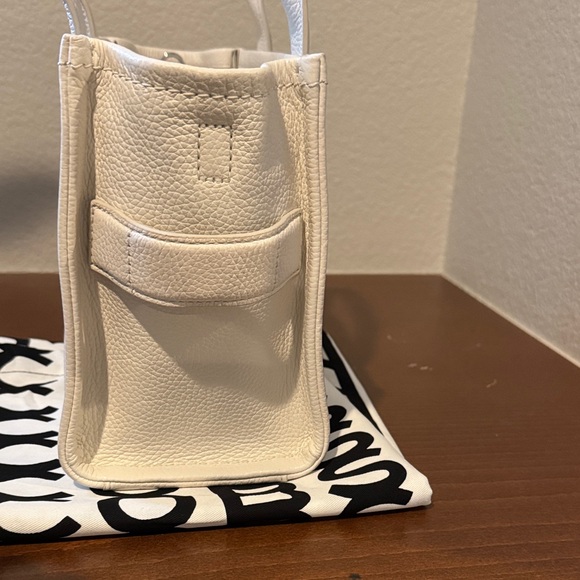 Marc Jacobs Cream Tote Bag - Picture 5 of 6